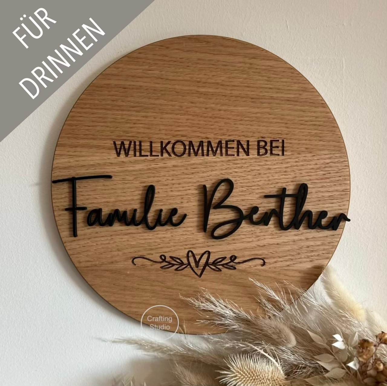 Edles Türschild aus Holz - rundes Familienschild mit Gravur, Titelbild