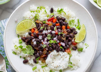 Mason Jar Meals: vegan and gluten free spiced bean and rice bowl