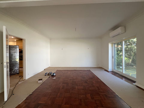 Before transformation: Exterior/interior view of a property in Cascais showing original design and layout prior to Riviera & Co’s luxury renovation