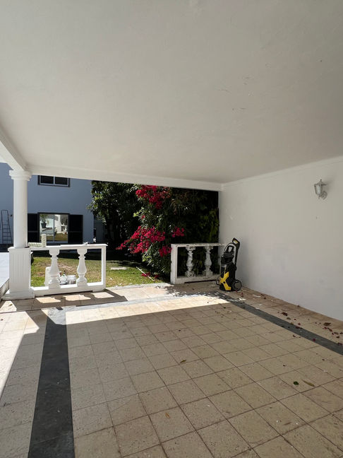 
Unfurnished outdoor dining area in Birre, Cascais before staging.