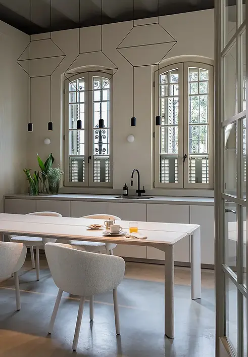 Luxury Dining Furniture for Hotels _ Boutique Dining Tables & Chairs