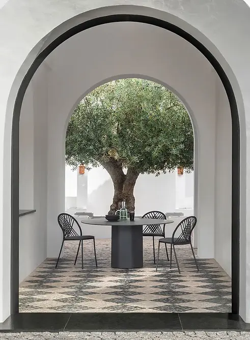 Branded residence dining table and chairs for luxury apartment project