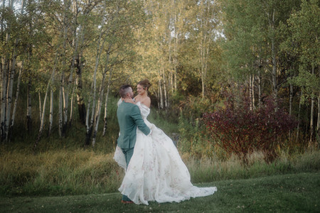 Foster Creek Farm Wedding inspo for couples craving modern farm vibes, stunning views, smart layouts, and design-forward ideas you’ll actually want to steal.