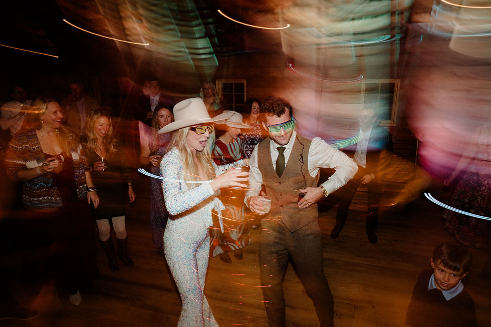 Planning a Bozeman wedding? Get fall inspo, pet-friendly tips, and the best venues in Bozeman, MT for the most joyful, unfiltered “I do."