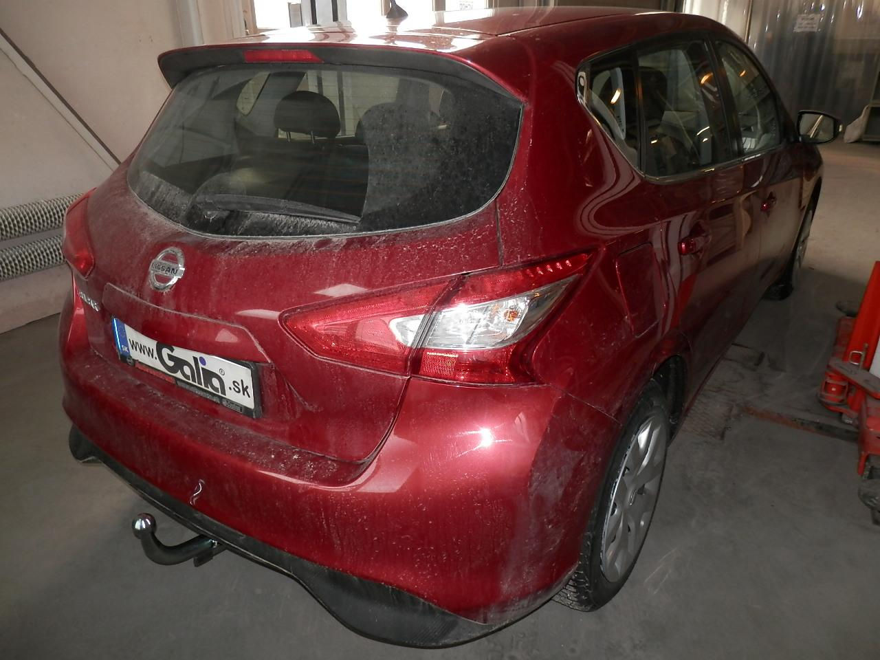 NISSAN Pulsar hatchback 2014-