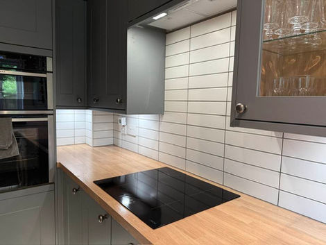 Kitchen renovation - wall tiling services