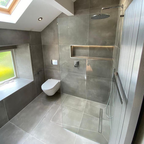 Wall and floor bathroom tiling
