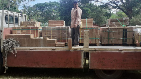 September 2020: arrival of tiles