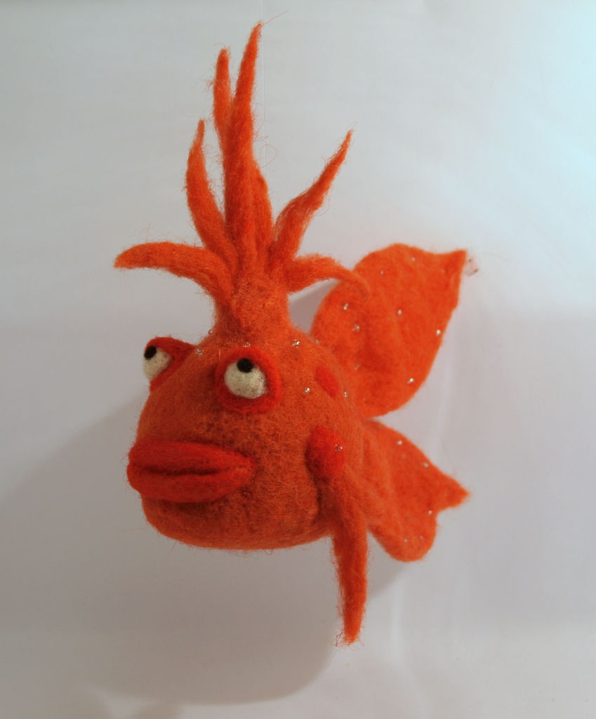 Thumbnail: Perinone Scented Needle Felted Fish
