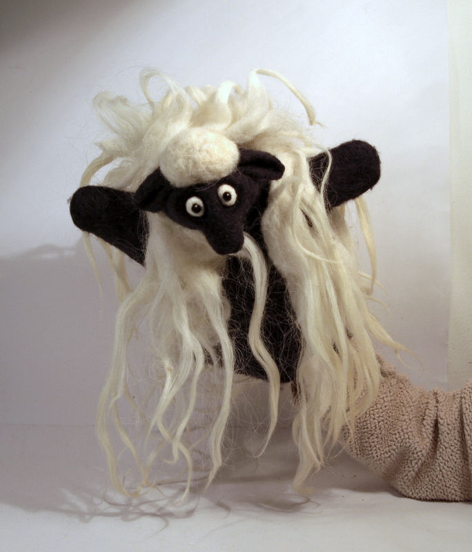 Thumbnail: Sheep hand puppet