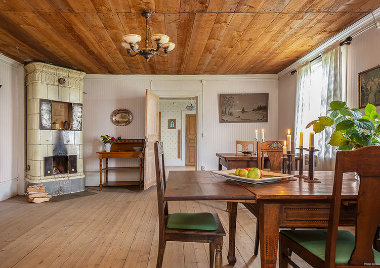 Gårdsfotografering med anor från 1856 i Örsås 