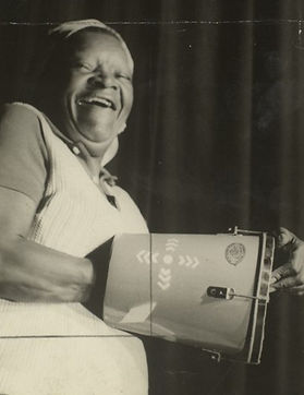 Clementina de Jesus.jpg