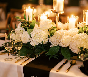 Wedding Table Arrangements and Setting
