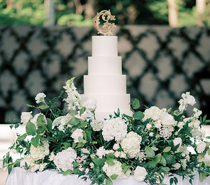 Wedding Cake Florals