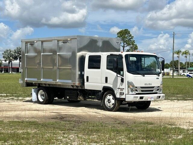 2023 Isuzu NRR Crew Cab 14' BABCO AL Chipper Dump Truck