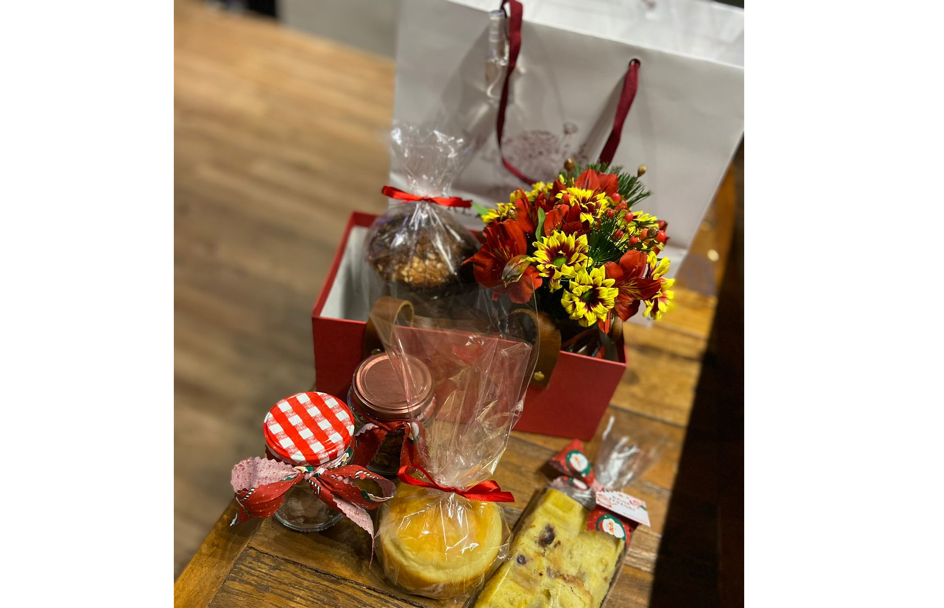 Caixas para Presente Cartonada