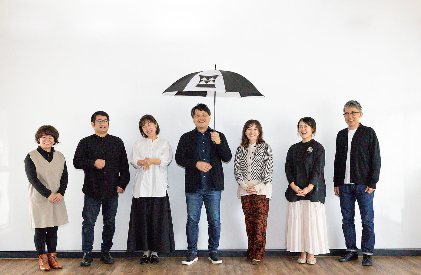 株式会社しーまスタッフ写真