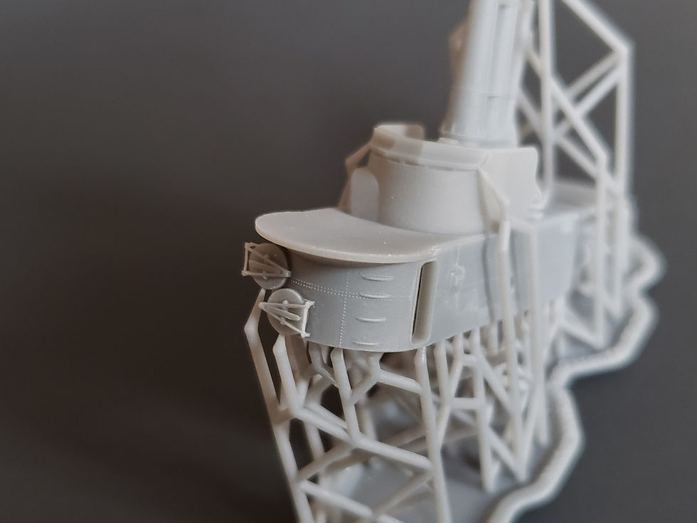 Thumbnail: USS Lionfish SS-298 Fairwater, 1945, for Revell