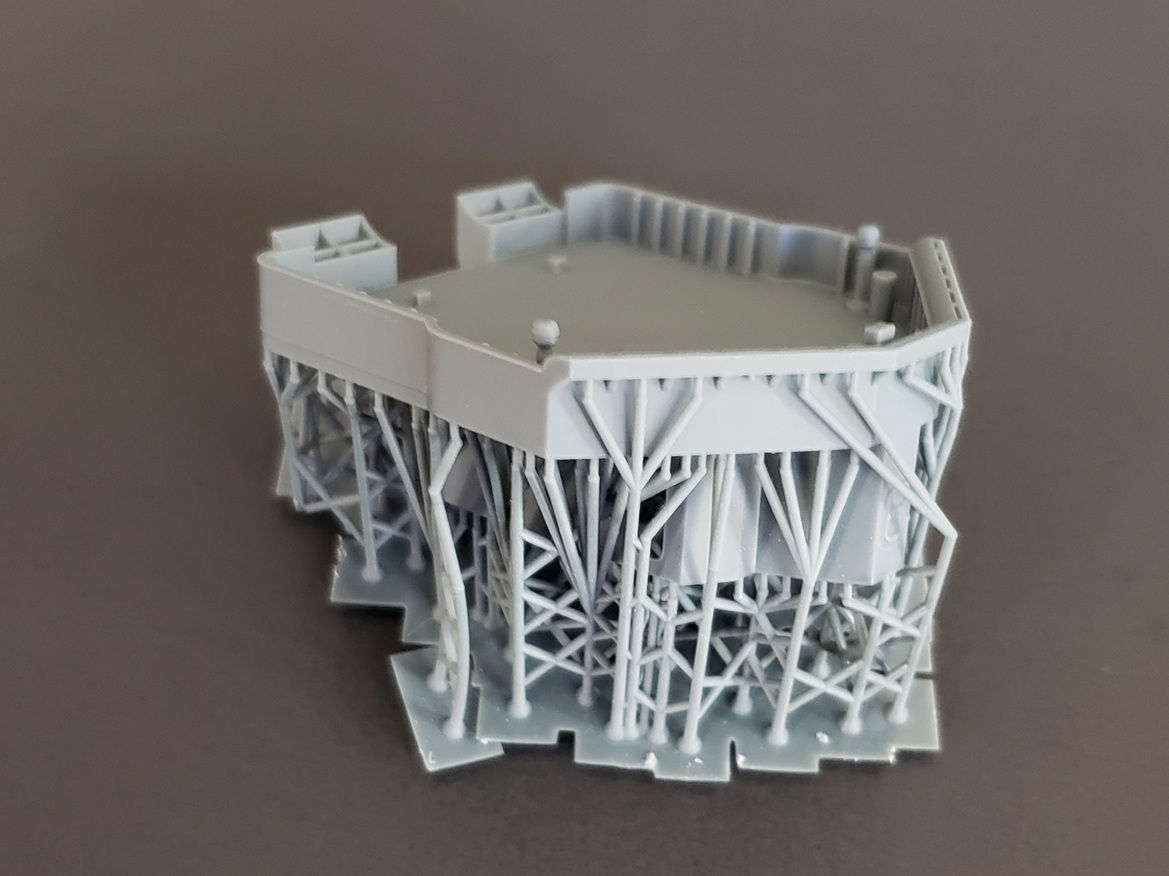 1/128 Fletcher-class "Square Bridge" Deck and Combat Information Center (CIC)