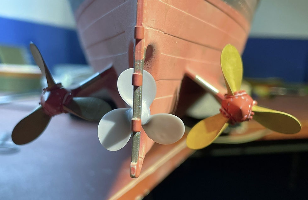 Thumbnail: 1/100 Titanic and Olympic 3-bladed Center Propeller