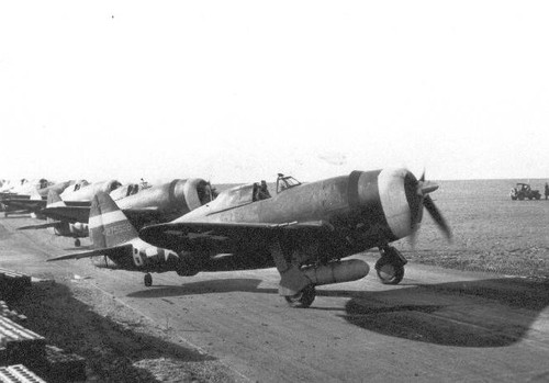 1/24 Drop Tanks, 108-gallon, for World War Two-era Fighter