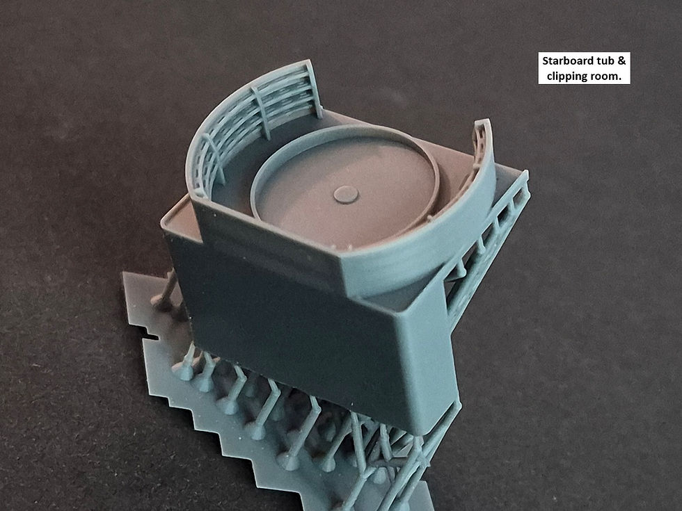 Thumbnail: 1/125 USS Johnston DD-557, etc., Midships Twin-gun Bofors Tubs