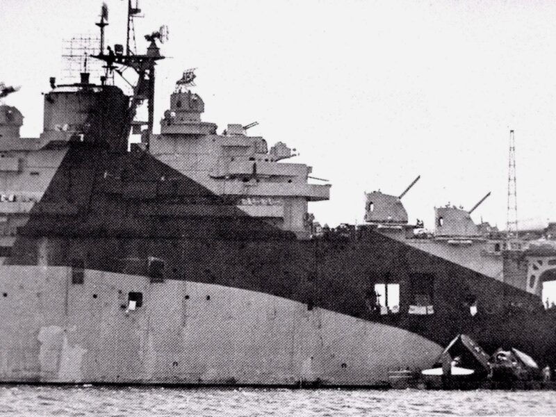 Thumbnail: 1/700 USS Essex CV-9 Island, May 1944-1945