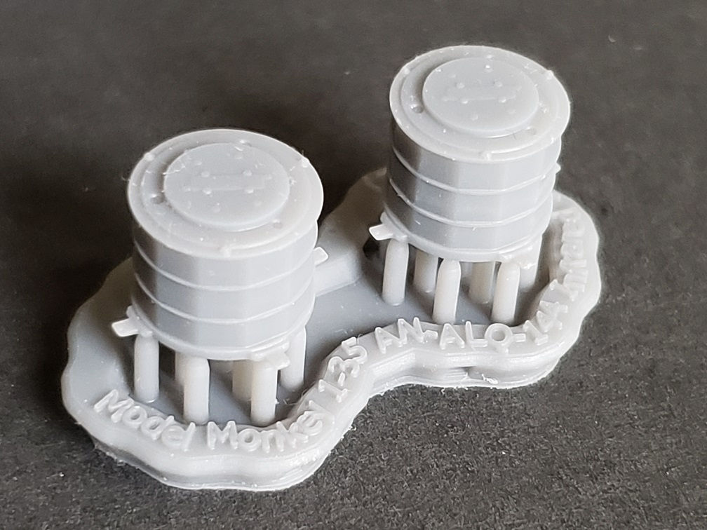 1/35 AN/ALQ-144 Infrared Jammer for AH-1, AH-64, UH-1, UH-60, SH-60, OH-58, etc.