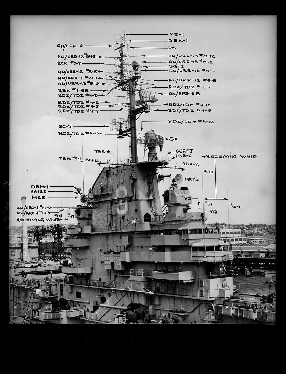 Thumbnail: 1/350 USS Essex CV-9 Island, 1951-1953, Korean War