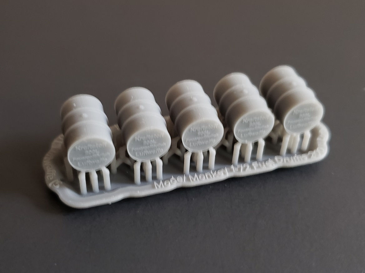 1/72 Fuel Drums, Luftwaffe, 200 liters