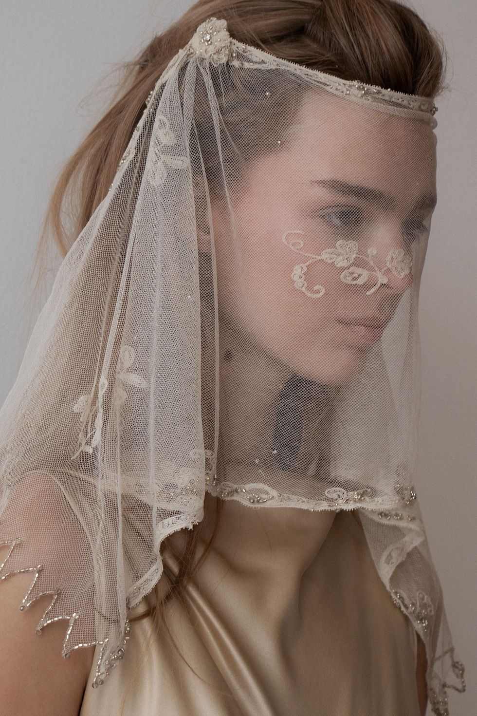 Miniatura: VEIL XIV