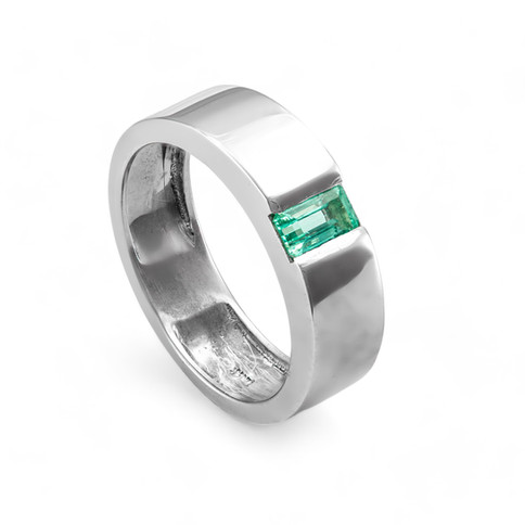 Colombian Emerald Ring