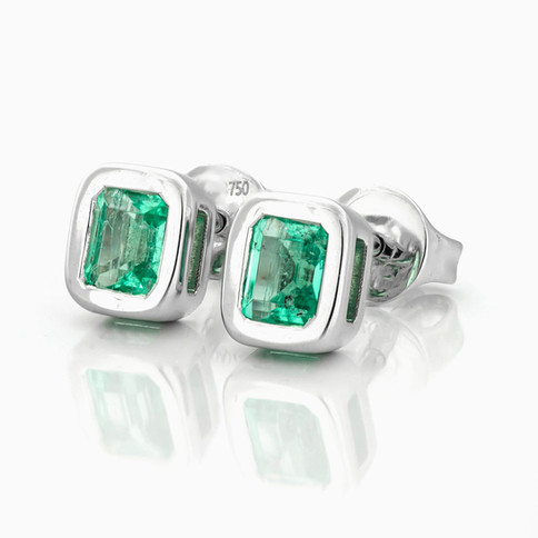 White Gold Emerald Earrings