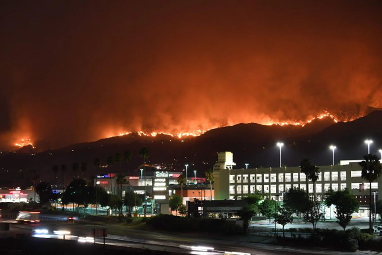 Los Angeles Wildfire Threatens 150 Billion in Damages