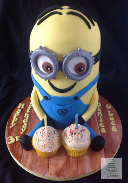 Minion 3D cake