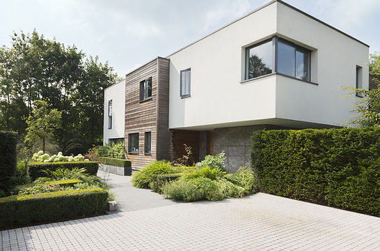 Modern Home with External Wall Insulation and External Wall Rendering by Indianu Insulation
