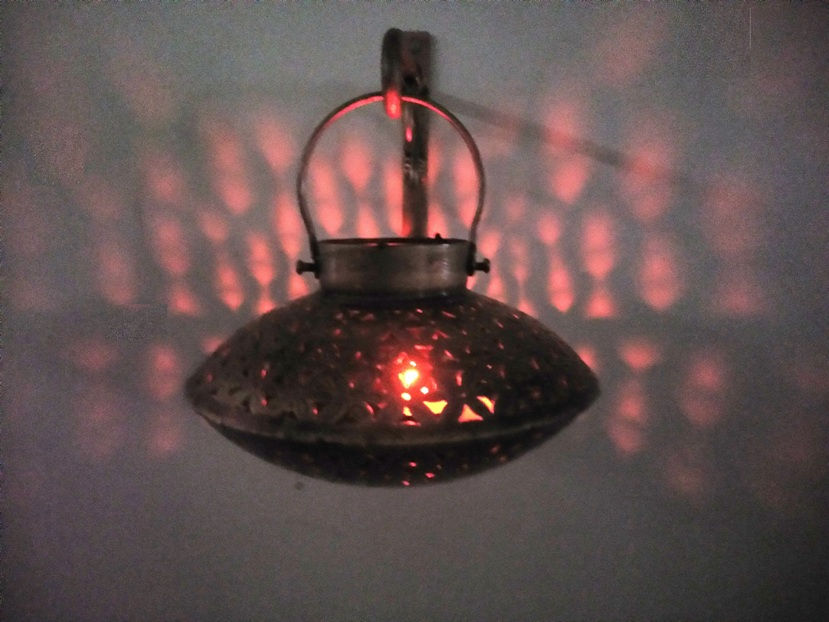 Thumbnail: Flat Netted Handi With Neck T-Light Candle Holder