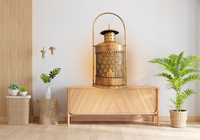 Lantern With Holding Ring