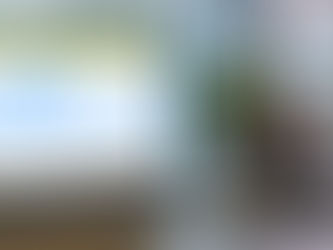 Laptop auf einem Tisch mit econ Software Lufterfassung geöffnet