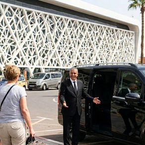 Transporte de Lujo en Marrakech: Todo lo que Necesitas Saber Antes de Llegar