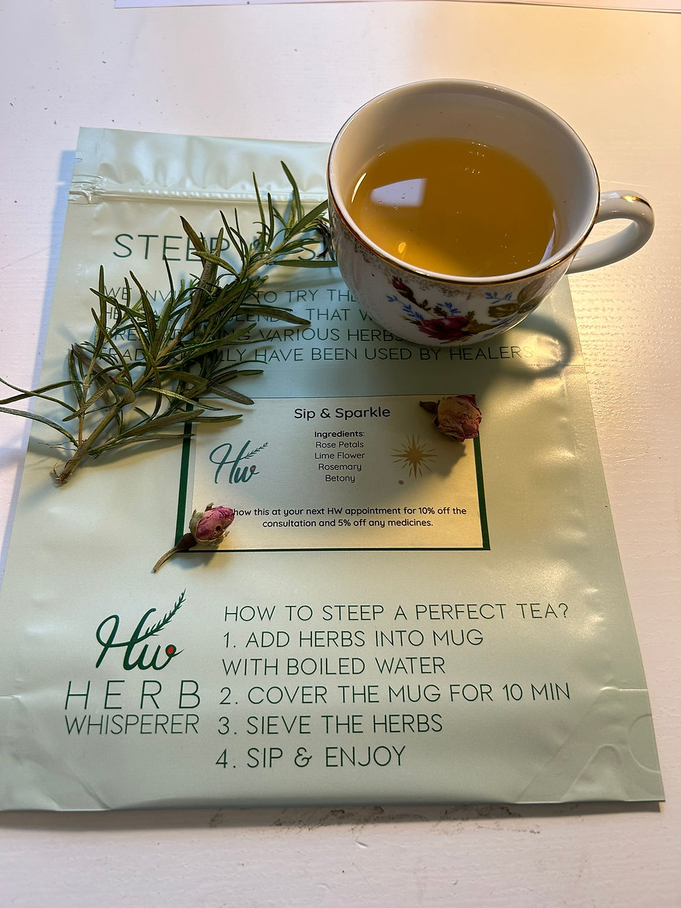Thumbnail: Sip & Sparkle - Herbal Tea (120 g)
