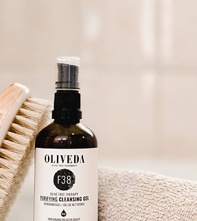 F38 Purifying Cleansing Gel.JPG