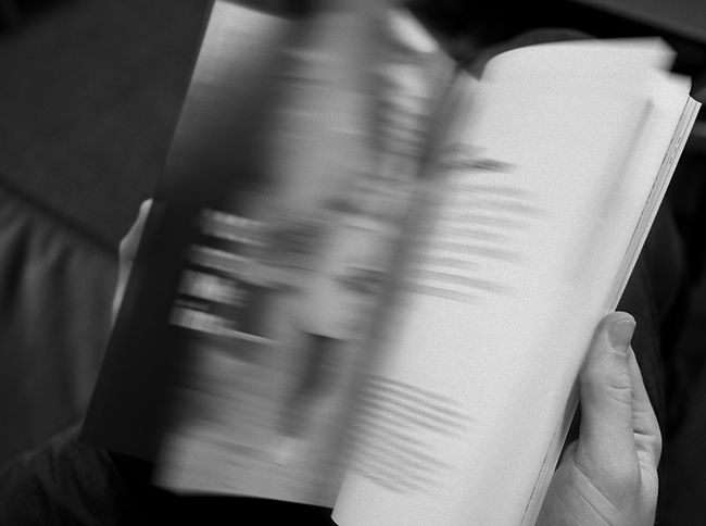 vision-magazin-3bCASwf1MnE-unsplash_edited.jpg
