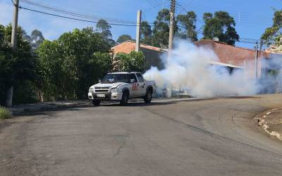 Unidade de Controle da Dengue está circulando pelos bairros de Caieiras
