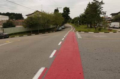 Ciclofaixa da Nova Caieiras recebeu nova pintura