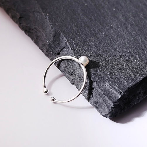 Thumbnail: Dou Open Pearl Silver Ring