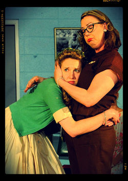 5 Lesbians Eating a Quiche: 2012