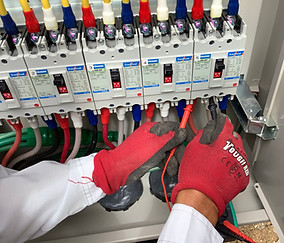 太陽光パネル洗浄＆草刈りスポット対応