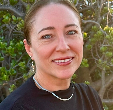 Lara Gargus profile pic.jpg