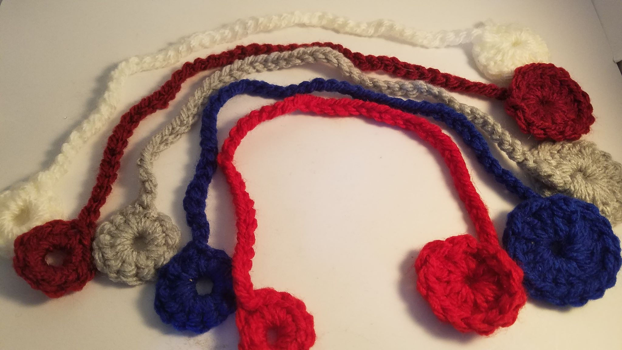 Yarn Bookmarks (free shipping)
